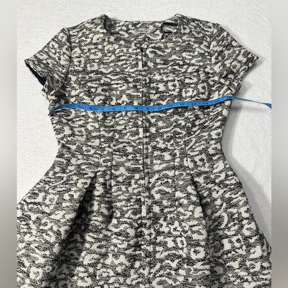 Eliza J Zip Front Leopard Knit Jacquard Fit & Flare Dress With Pockets Size: 4 - Picture 3 of 11